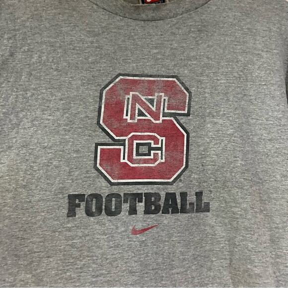Vintage Nike North Carolina State Football Shirt - Picture 2 of 5